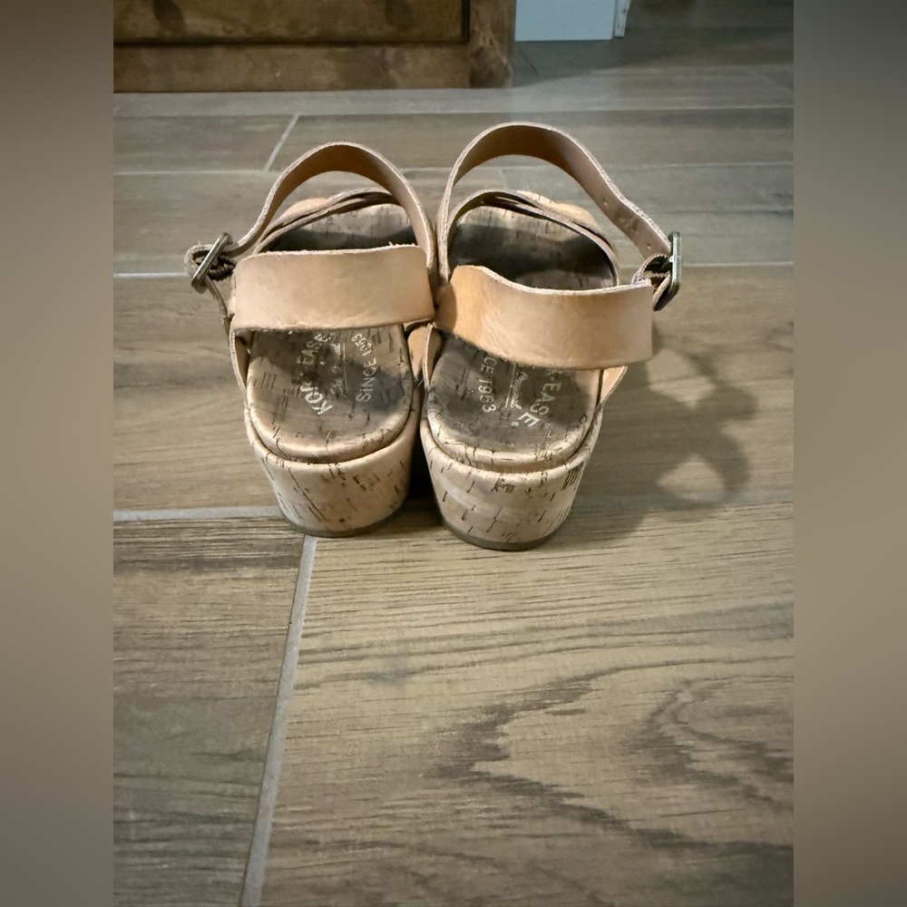Kirk-ease Myrna natural heels. Color natural. Size 38. - Picture 5 of 5